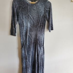 Thin and comfortable dress